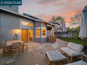 300 Bridgeside Circle, Danville CA 94506