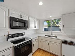 36 Miramonte Dr, Moraga CA 94556