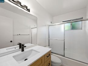 36 Miramonte Dr, Moraga CA 94556