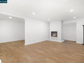 651 Moraga Rd 13, Moraga CA 94556