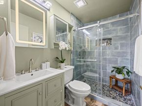 12 Sereno Cir, Oakland CA 94619
