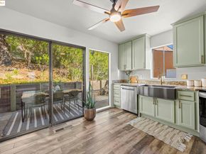 12 Sereno Cir, Oakland CA 94619