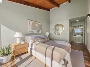 12 Sereno Cir, Oakland CA 94619