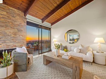 12 Sereno Cir
