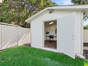 8170 Surrey Ln, Oakland CA 94605