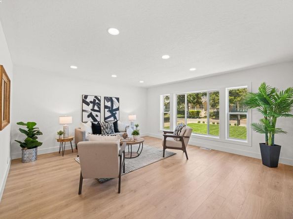 1038 Division St, Pleasanton CA 94566