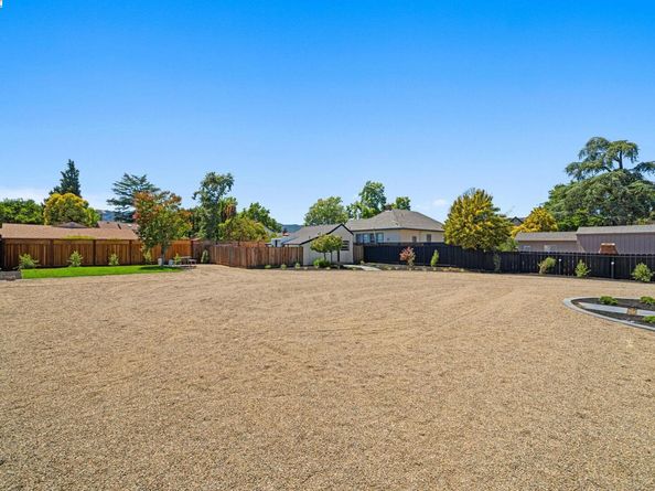 1038 Division St, Pleasanton CA 94566
