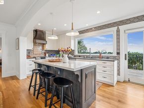 1107 Wellington St, Oakland CA 94602