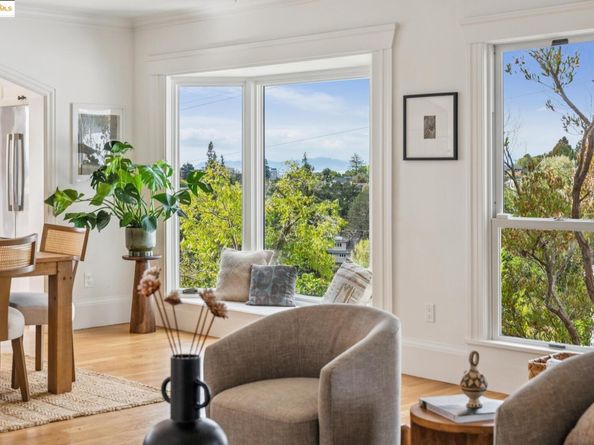 1107 Wellington St, Oakland CA 94602
