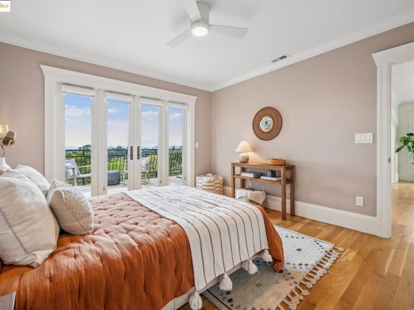 1107 Wellington St, Oakland CA 94602