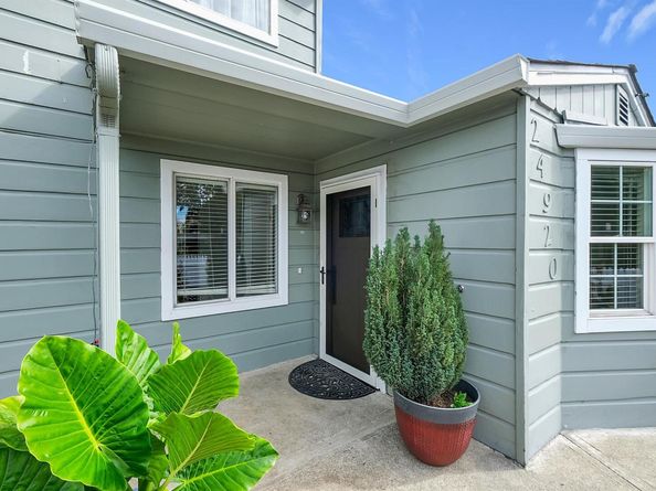 24920 Soto Rd, Hayward CA 94544