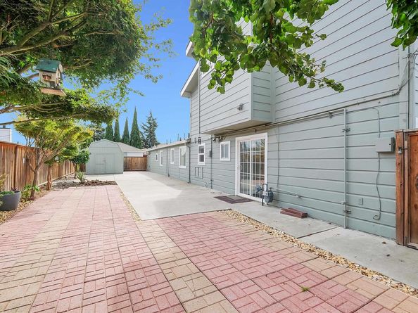 24920 Soto Rd, Hayward CA 94544