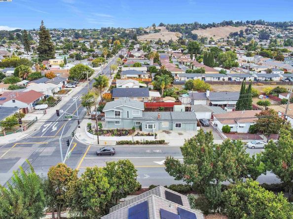 24920 Soto Rd, Hayward CA 94544