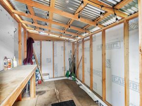 964 61St St, Oakland CA 94608