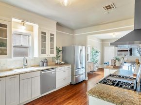 964 61St St, Oakland CA 94608