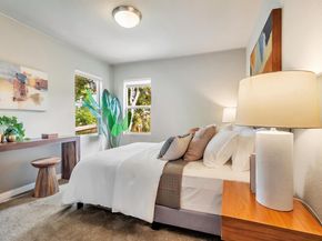 964 61St St, Oakland CA 94608