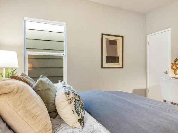964 61St St, Oakland CA 94608