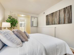 964 61St St, Oakland CA 94608