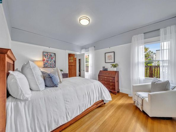 1628 Encinal Avenue, Alameda CA 94501