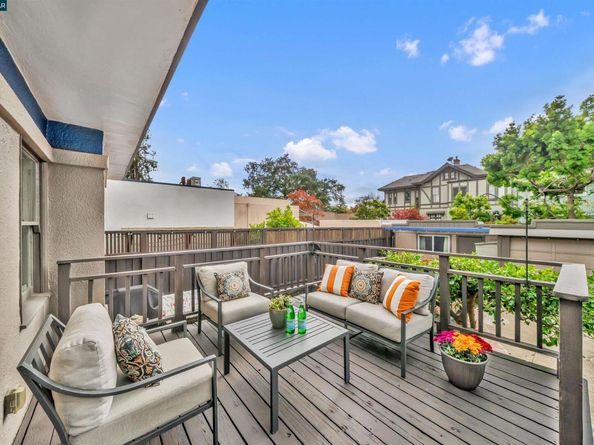 1628 Encinal Avenue, Alameda CA 94501