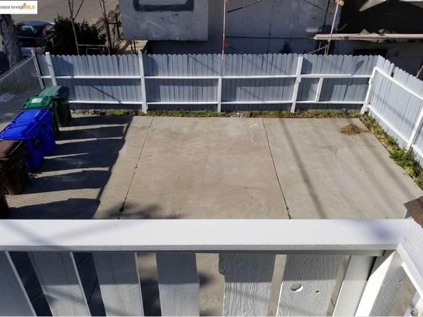 203 Bissell Ave, Richmond CA 94801