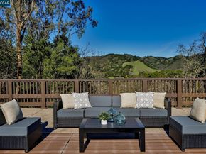 3912 Quail Ridge Rd, Lafayette CA 94549