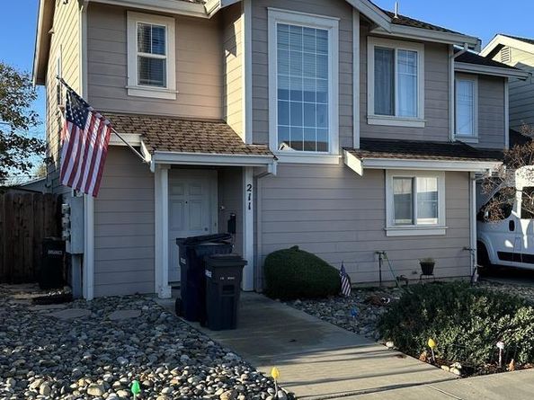 203 205 211 Maple St, Livermore CA 94550