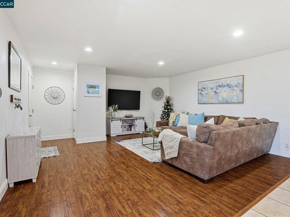 9085 Alcosta Blvd 317, San Ramon CA 94583