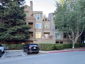 320 Caldecott Ln 127, Oakland CA 94618