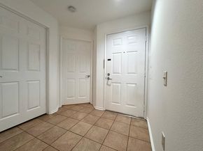 320 Caldecott Ln 127, Oakland CA 94618