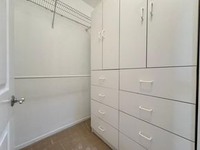 320 Caldecott Ln 127, Oakland CA 94618