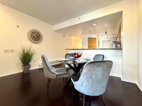 320 Caldecott Ln 127, Oakland CA 94618