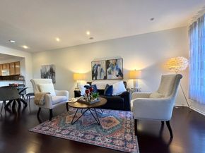 320 Caldecott Ln 127, Oakland CA 94618