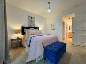 320 Caldecott Ln 127, Oakland CA 94618