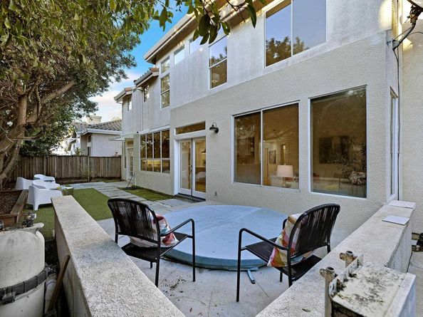 2018 Constitution Ct, San Leandro CA 94579
