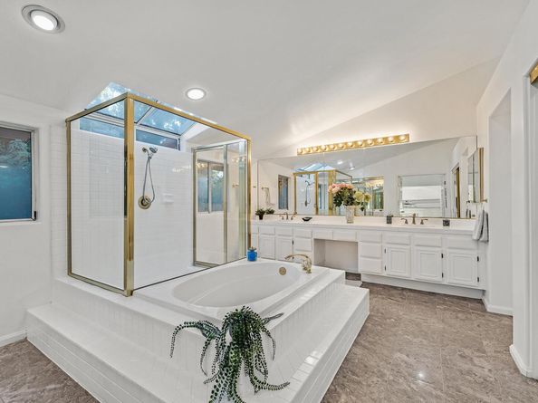 2018 Constitution Ct, San Leandro CA 94579