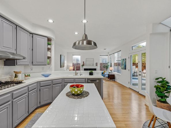 2018 Constitution Ct, San Leandro CA 94579