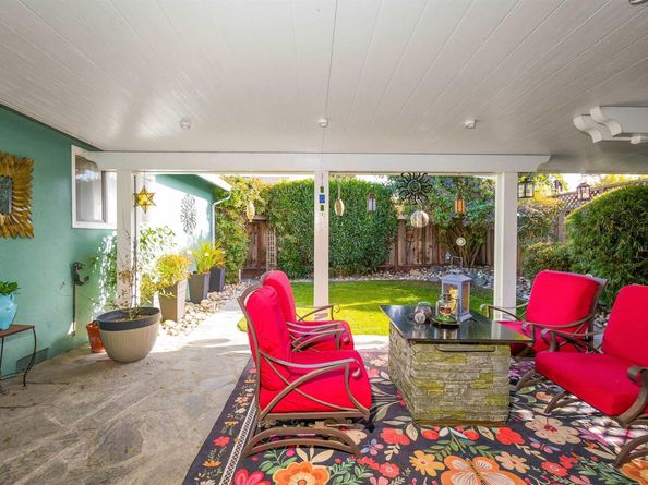 2472 Bradford Ave, Hayward CA 94545