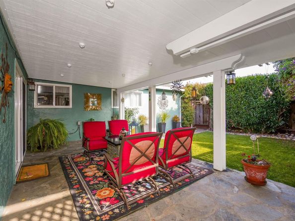 2472 Bradford Ave, Hayward CA 94545