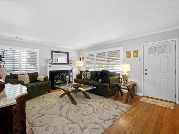 2472 Bradford Ave, Hayward CA 94545