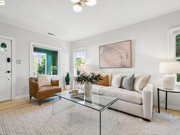 4539 Pampas Ave, Oakland CA 94619