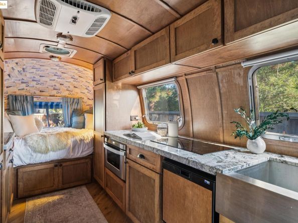 4539 Pampas Ave, Oakland CA 94619