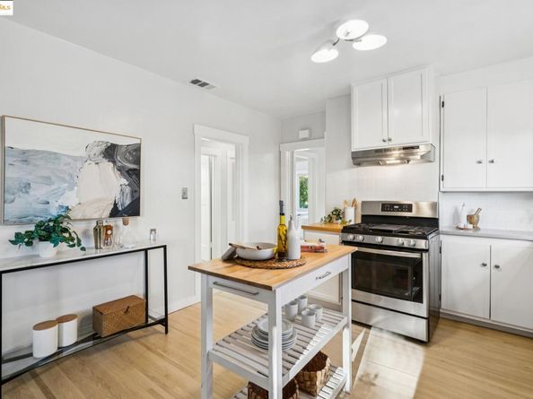 4539 Pampas Ave, Oakland CA 94619