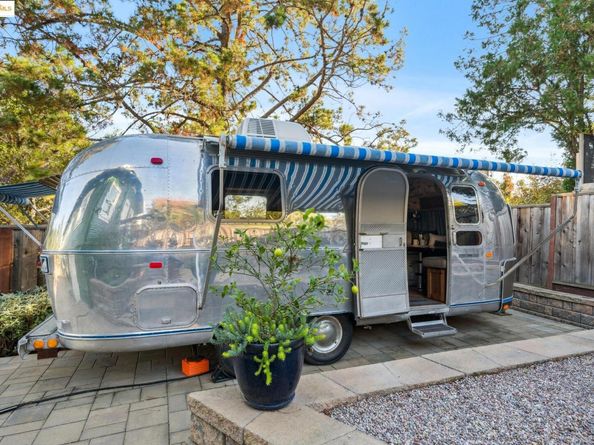 4539 Pampas Ave, Oakland CA 94619