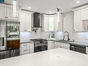 1131 Oakmont Drive 6, Walnut Creek CA 94595