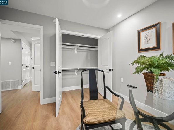 1131 Oakmont Drive 6, Walnut Creek CA 94595