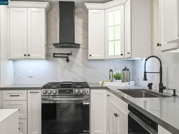 1131 Oakmont Drive 6, Walnut Creek CA 94595