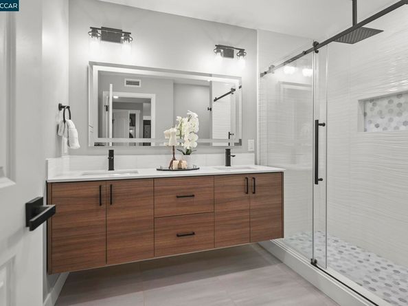 1131 Oakmont Drive 6, Walnut Creek CA 94595