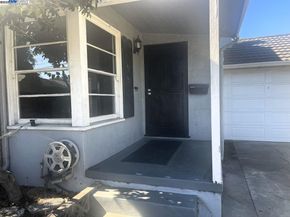 15539 Usher St, San Lorenzo CA 94580