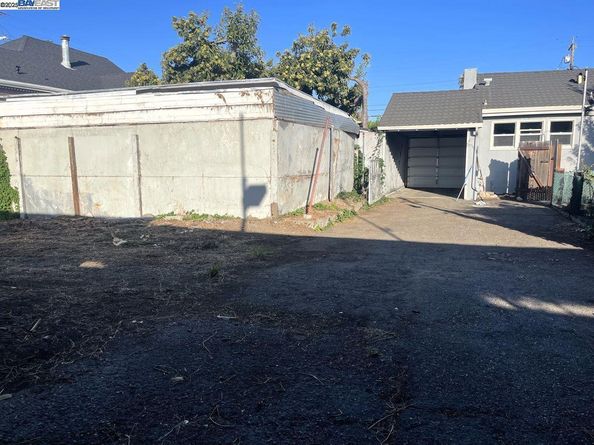 15539 Usher St, San Lorenzo CA 94580